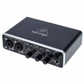Behringer UMC202HD