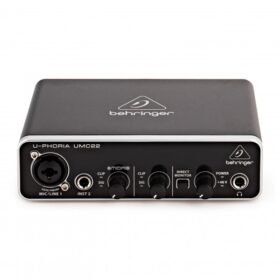 Behringer UMC22